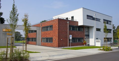 Das GRIPS ist ein modernes Bürogebäude auf dem Technologiecamps der FH Münster in Steinfurt.